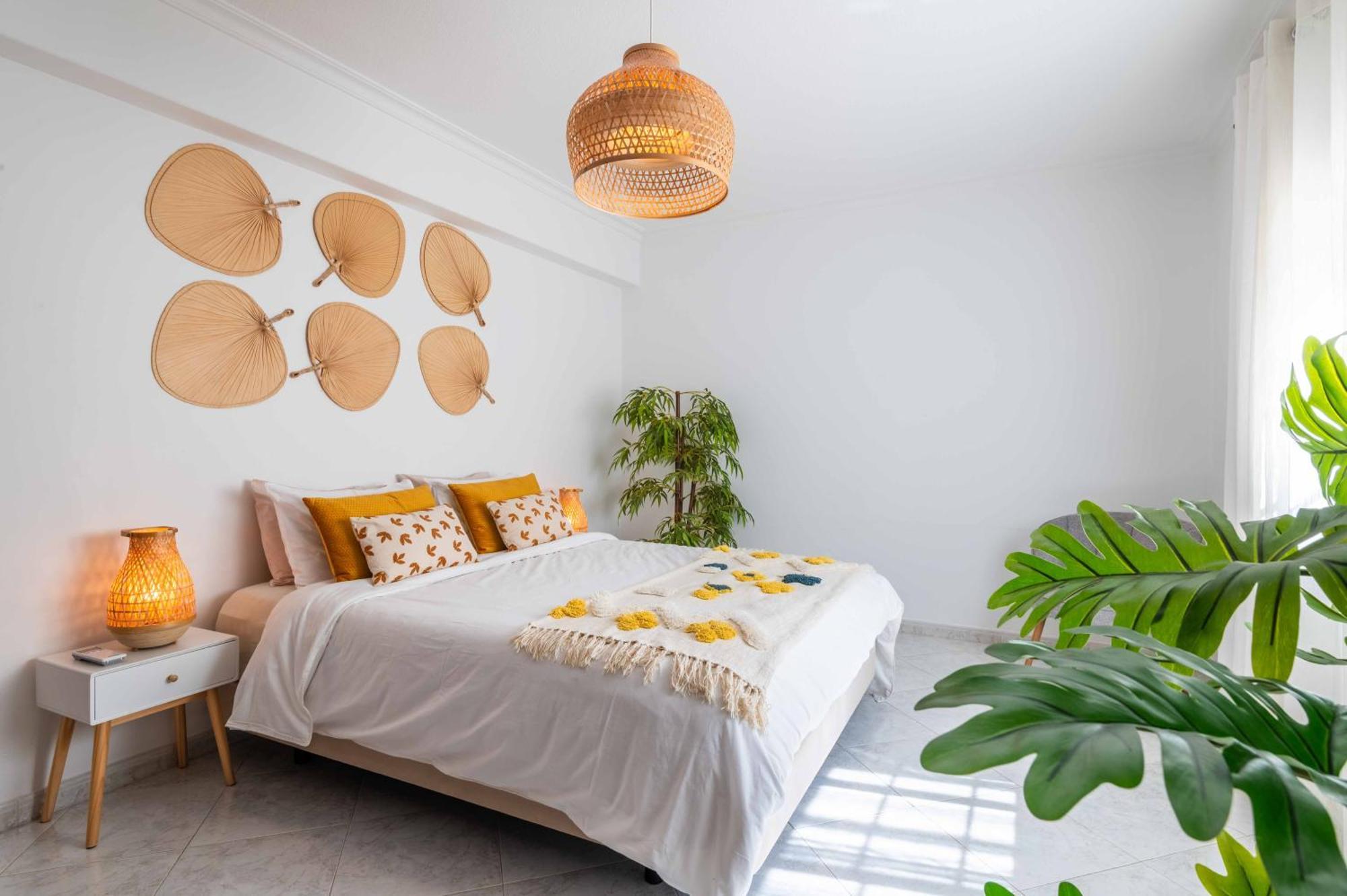Flat With Ac, Wifi, Netflix, Balcony - 3 Min From The Beach Apartment Armacao de Pera Luaran gambar